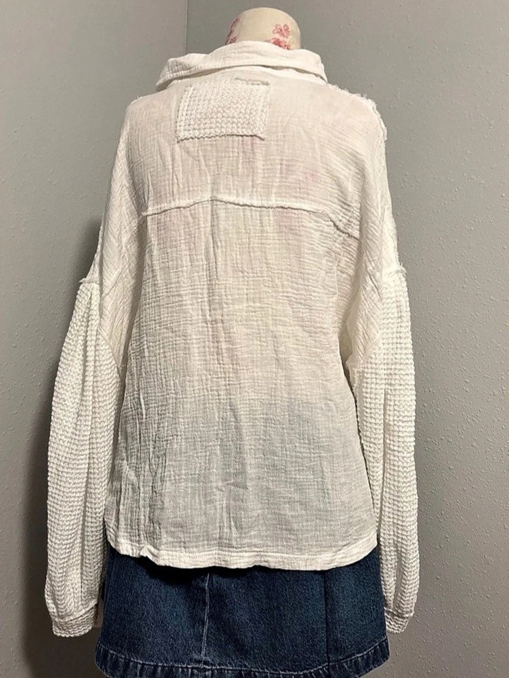 POL Waffle K and Double Gauze Button Down Top White Large - Picture 2 of 6